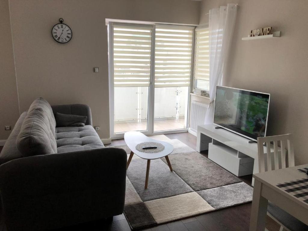 Apartamenty Plaza Slupca Bagian luar foto
