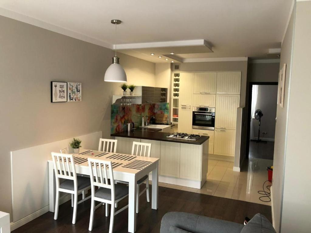 Apartamenty Plaza Slupca Bagian luar foto