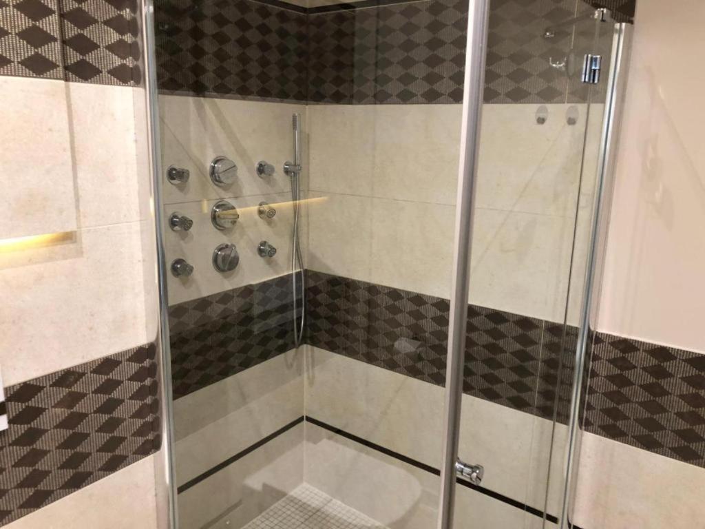 Apartamenty Plaza Slupca Bagian luar foto