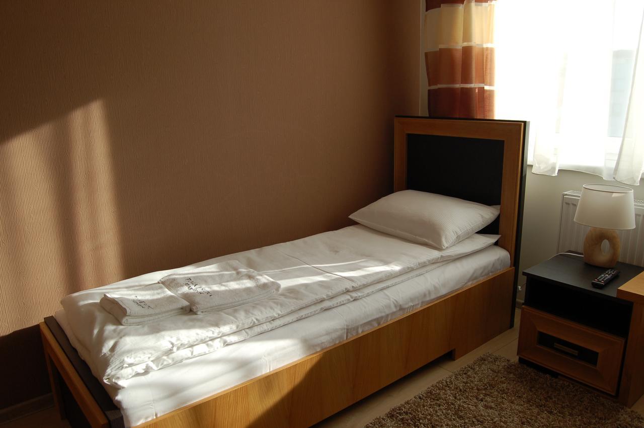 Apartamenty Plaza Slupca Bagian luar foto
