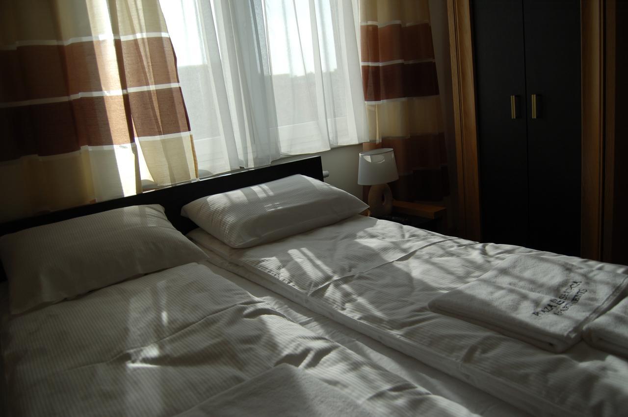 Apartamenty Plaza Slupca Bagian luar foto